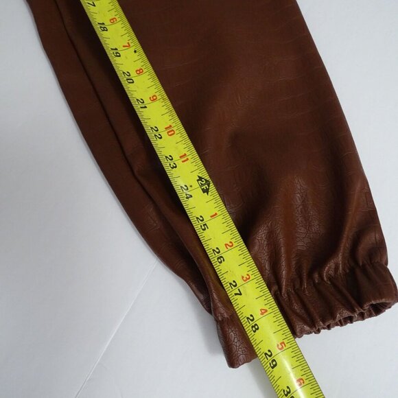 Fashion Nova Brown Faux Leather Croc Pattern Cargo Jogger Pants Women Size L - Picture 11 of 12